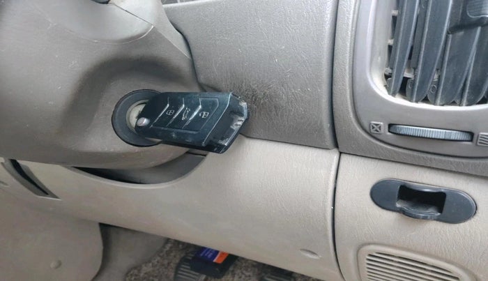 2012 Mahindra Scorpio VLX 2WD, Diesel, Manual, 1,13,674 km, interior