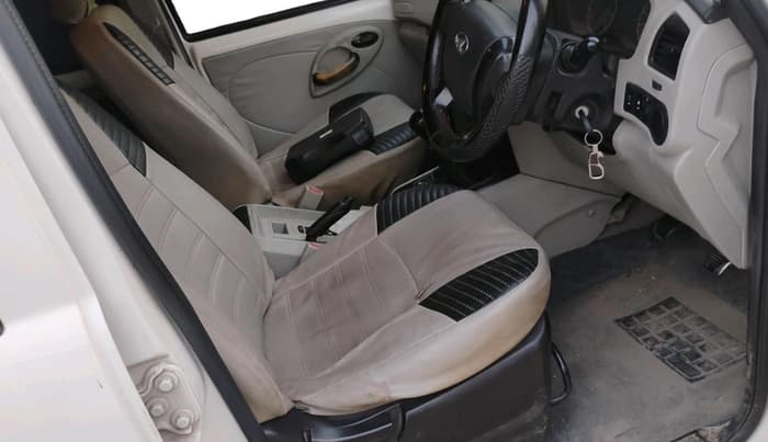2017 Mahindra Scorpio S2, Diesel, Manual, 1,24,294 km, interior