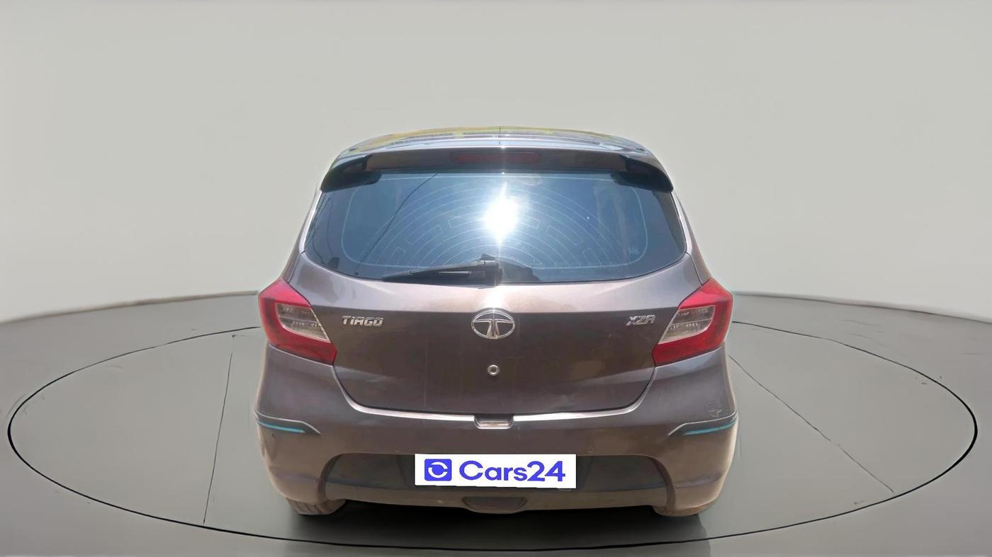 2017 Tata Tiago XZA PETROL, Petrol, Automatic, 1,10,989 km, exterior