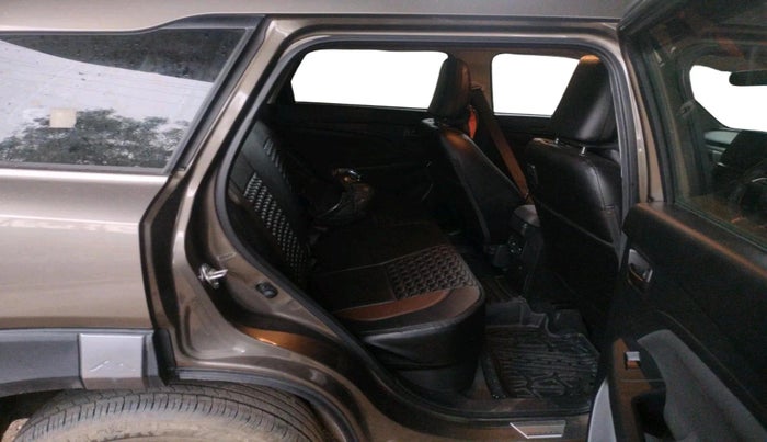 2025 Maruti BREZZA VXI, Petrol, Manual, 5,536 km, interior