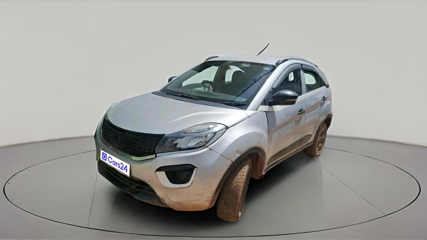 2018 Tata NEXON XM PETROL, Petrol, Manual, 1,24,048 km, exterior