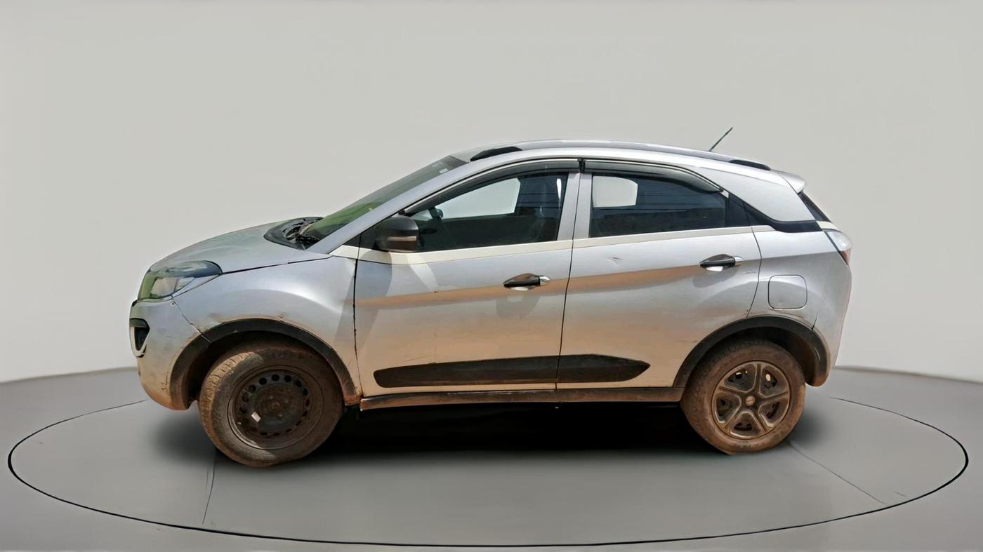 2018 Tata NEXON XM PETROL, Petrol, Manual, 1,24,048 km, exterior