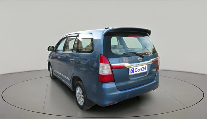 2014 Toyota Innova 2.5 VX 8 STR, Diesel, Manual, 2,72,981 km, exterior