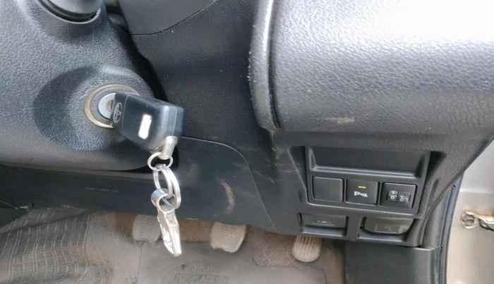 2018 Toyota Innova Crysta 2.4 G 8 STR, Diesel, Manual, 90,959 km, interior