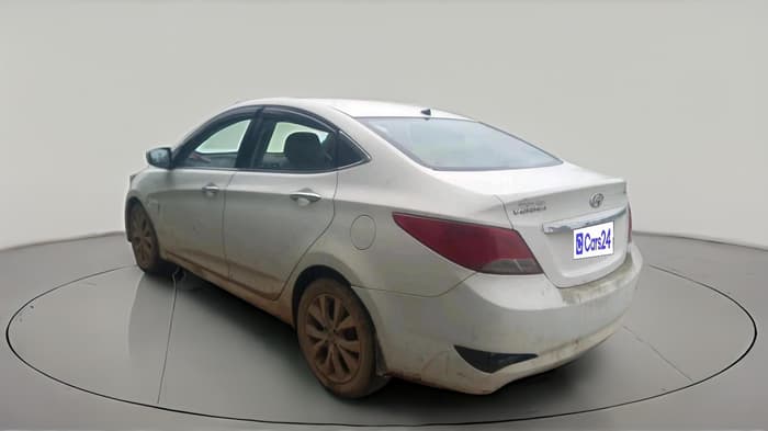 2015 Hyundai Verna FLUIDIC 1.6 CRDI SX 4S, Diesel, Manual, 1,02,462 km, exterior