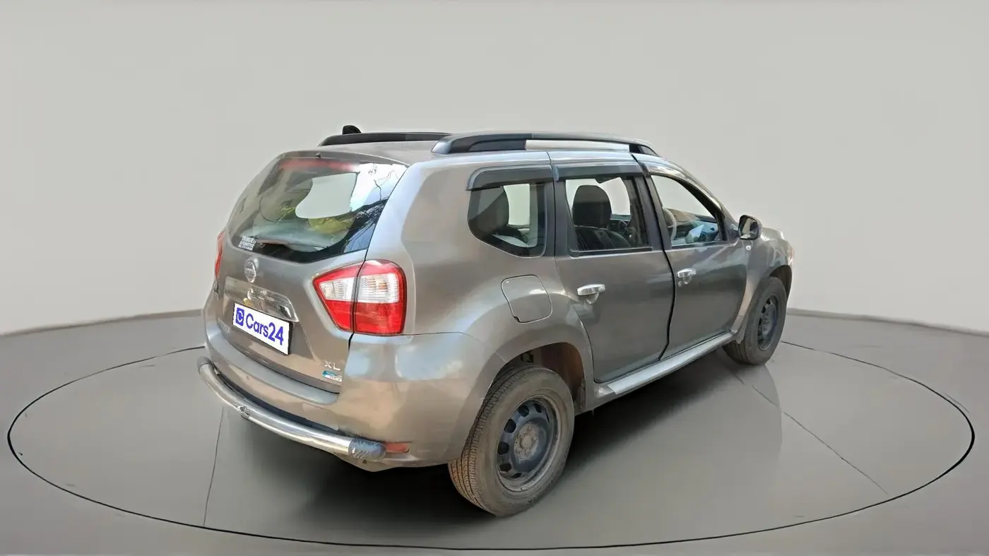 2014 Nissan Terrano XL (D), Diesel, Manual, 1,11,982 km, exterior
