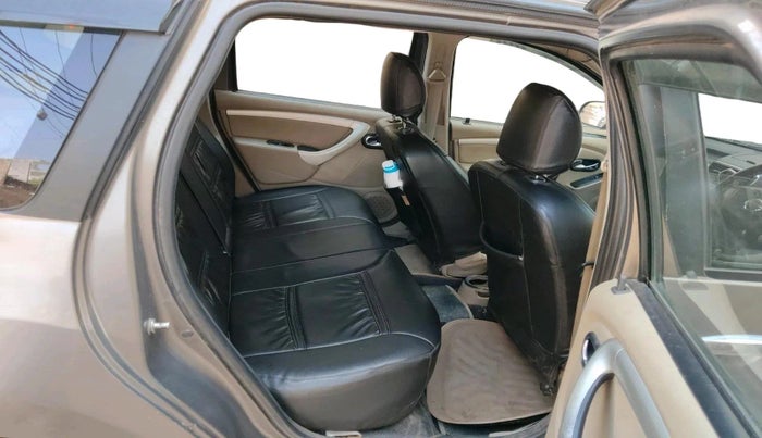 2014 Nissan Terrano XL (D), Diesel, Manual, 1,11,982 km, interior