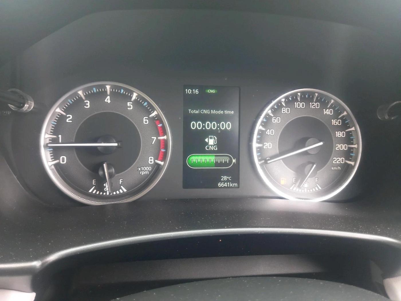 2026 Maruti Victoris Lxi 1.5 CNG MT, CNG, Manual, 6,641 km, interior