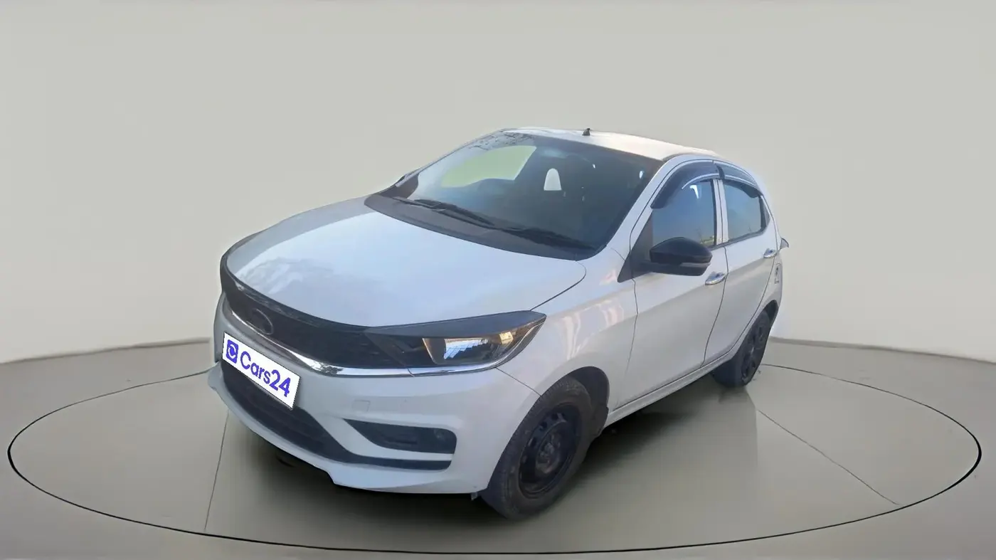 2024 Tata Tiago XM CNG, CNG, Manual, 48,140 km, exterior