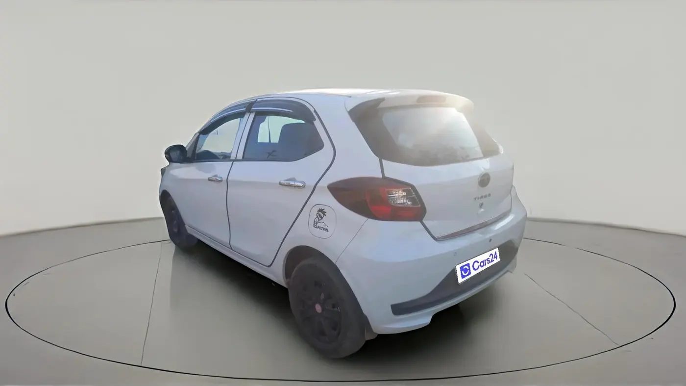 2024 Tata Tiago XM CNG, CNG, Manual, 48,140 km, exterior