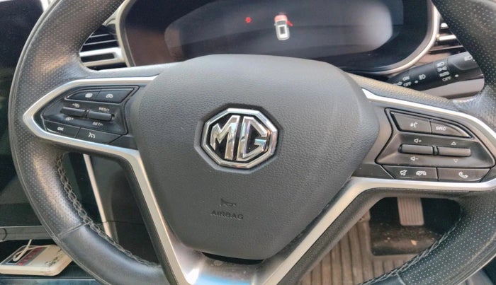 2023 MG HECTOR SHARP PRO 1.5 TURBO MT PETROL, Petrol, Manual, 43,683 km, interior