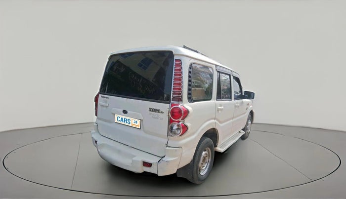 2014 Mahindra Scorpio EX M2DI, Diesel, Manual, 1,09,458 km, exterior