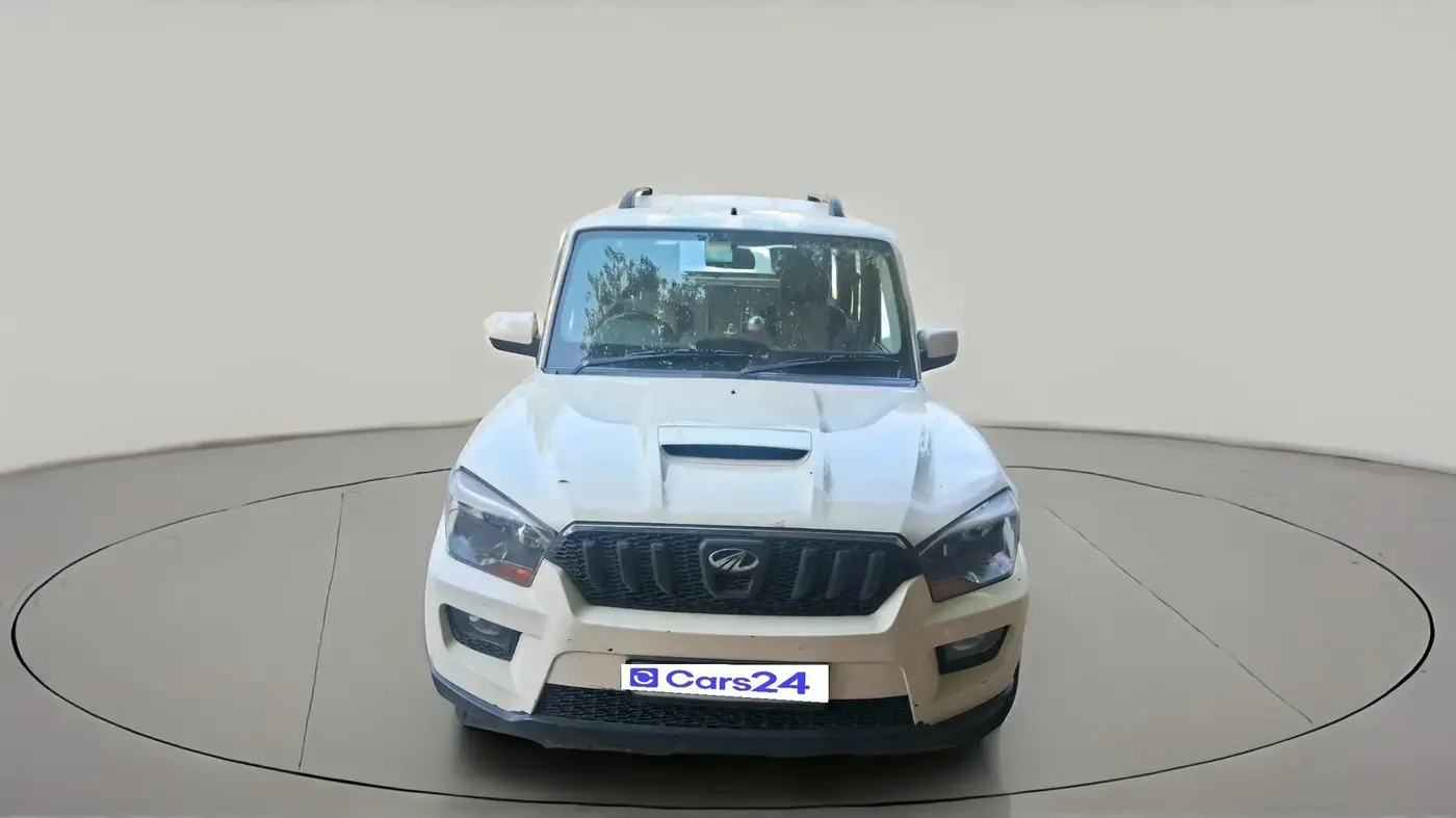 2017 Mahindra Scorpio S6 PLUS, Diesel, Manual, 1,68,901 km, exterior