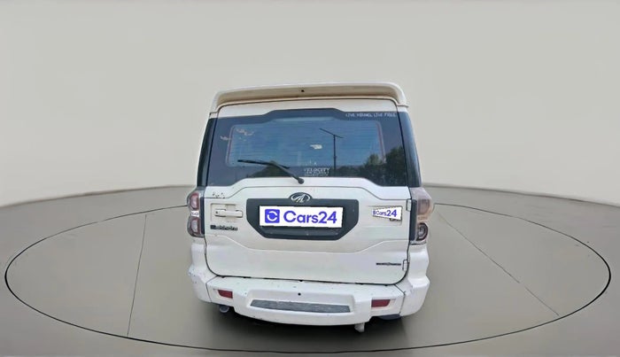 2017 Mahindra Scorpio S6 PLUS, Diesel, Manual, 1,68,901 km, exterior