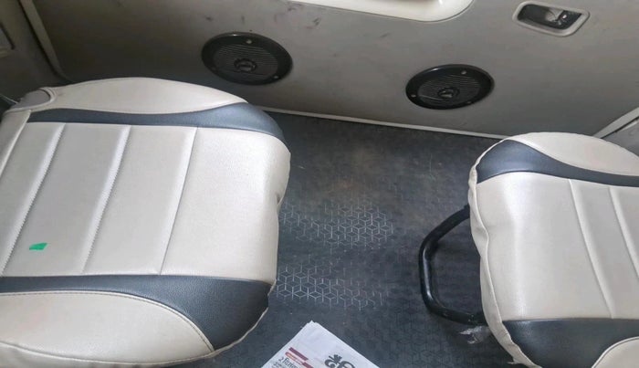 2017 Mahindra Scorpio S6 PLUS, Diesel, Manual, 1,68,901 km, interior