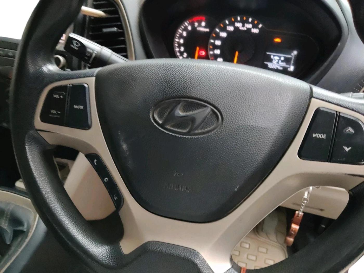 2018 Hyundai NEW SANTRO SPORTZ MT, Petrol, Manual, 70,224 km, interior