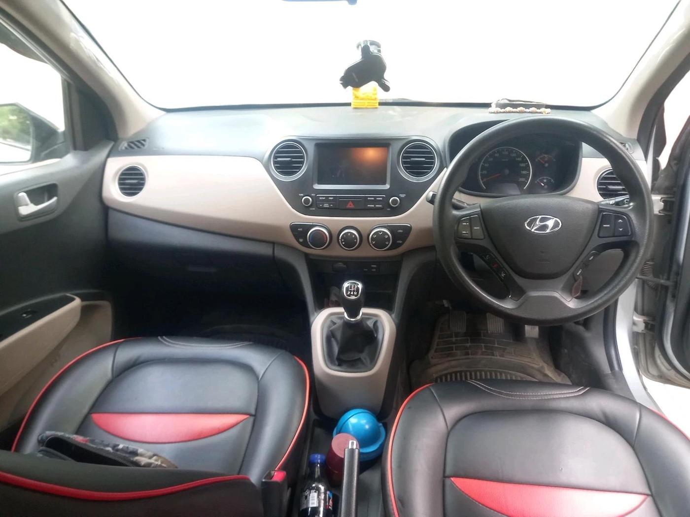 2019 Hyundai Grand i10 SPORTZ 1.2 KAPPA VTVT, Petrol, Manual, 62,692 km, interior