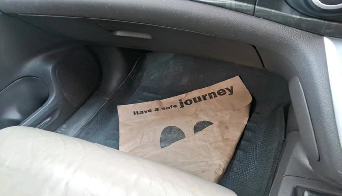 2013 Honda CRV 2.0L I-VTEC 2WD AT, Petrol, Automatic, 1,04,896 km, interior