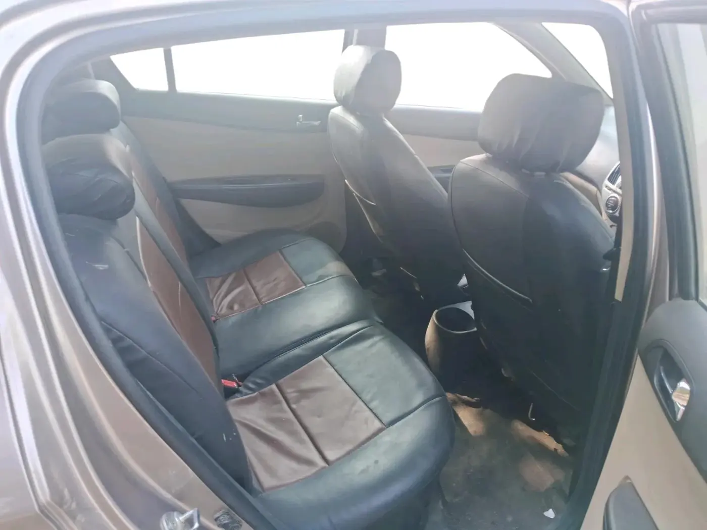 2013 Hyundai i20 SPORTZ 1.2, Petrol, Manual, 53,865 km, interior