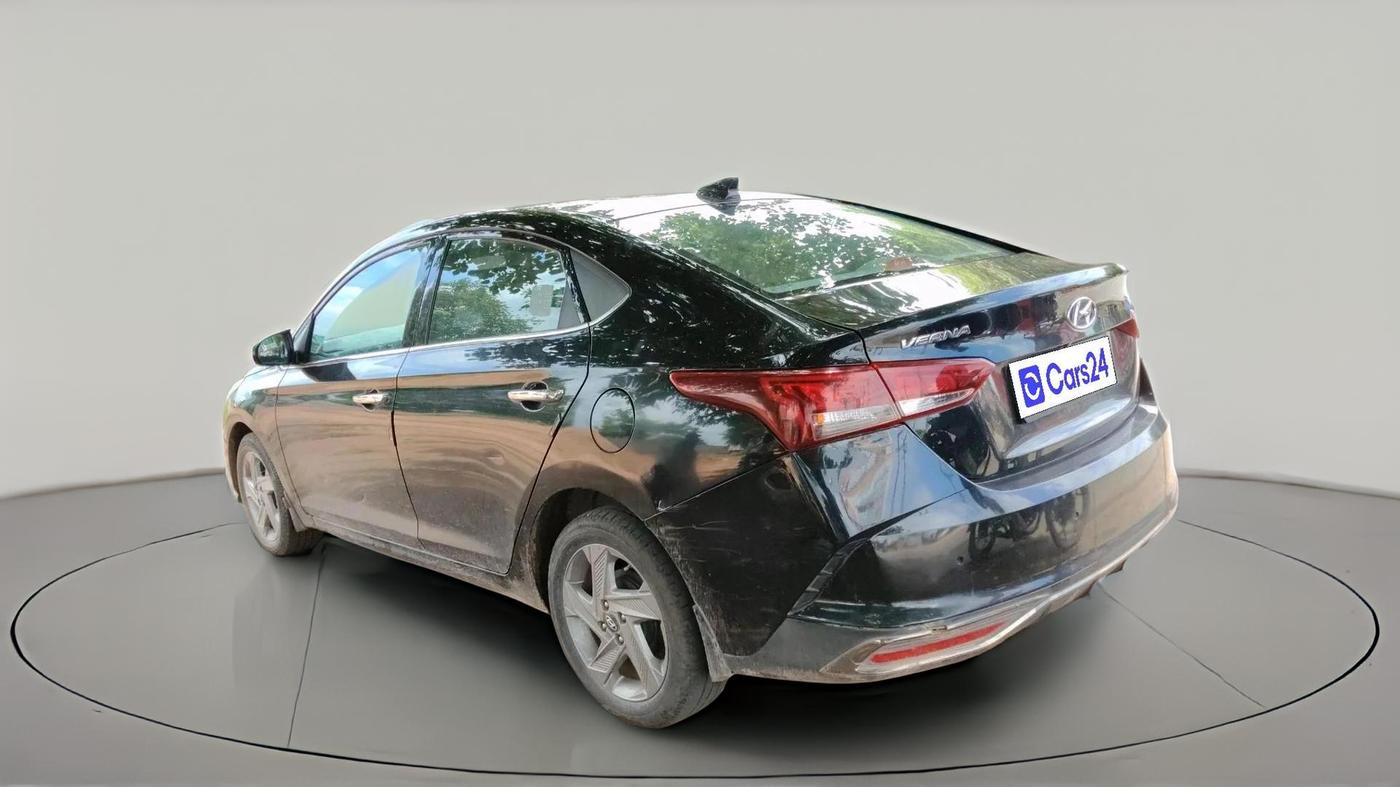 2022 Hyundai Verna SX 1.5 VTVT, Petrol, Manual, 59,733 km, exterior