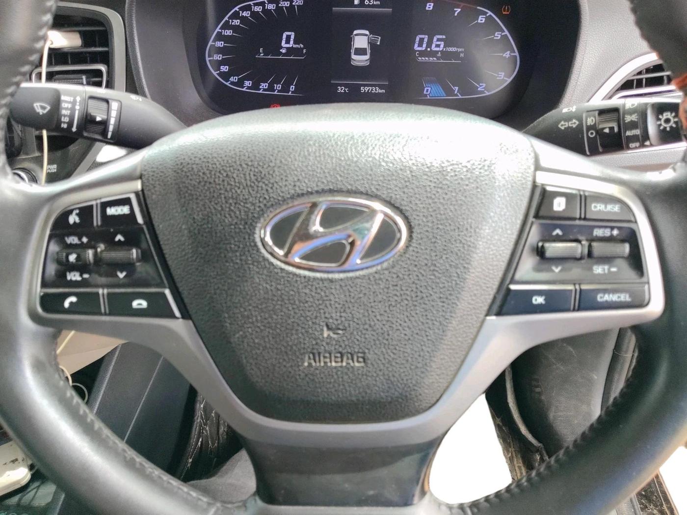2022 Hyundai Verna SX 1.5 VTVT, Petrol, Manual, 59,733 km, interior