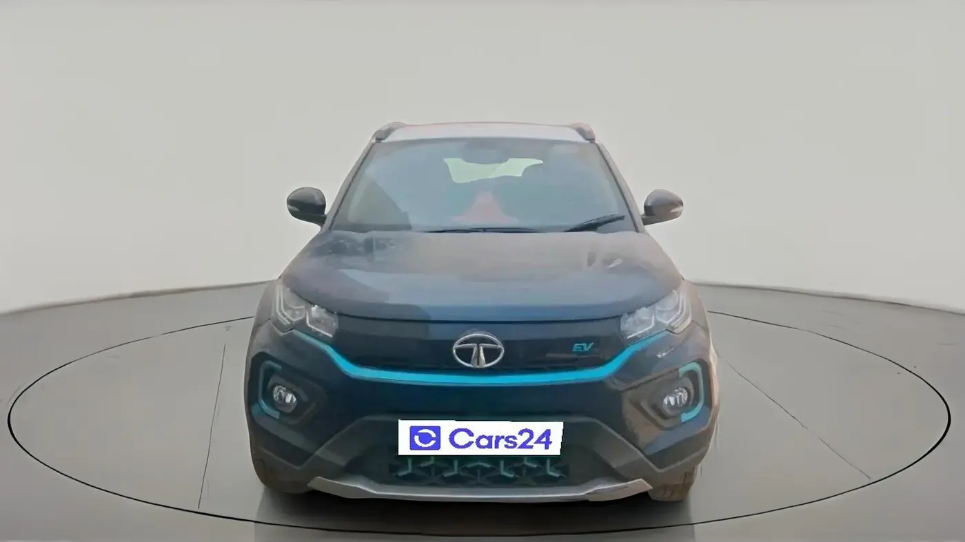 2022 Tata NEXON EV XZ PLUS, Electric, Automatic, 31,104 km, exterior
