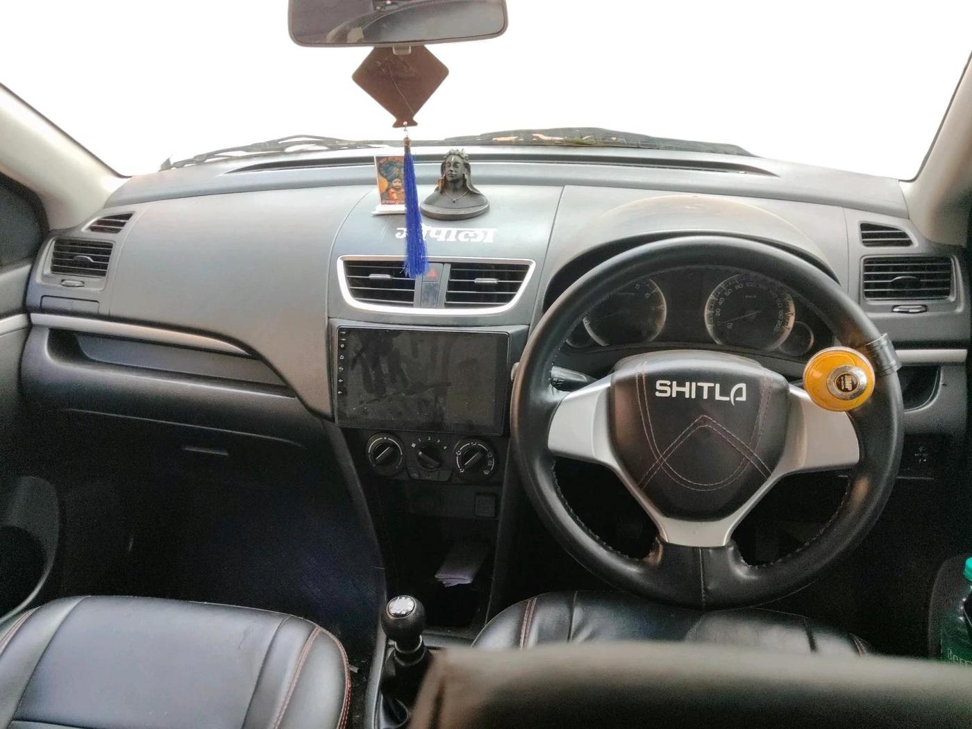 2013 Maruti Swift VXI, Petrol, Manual, 79,858 km, interior