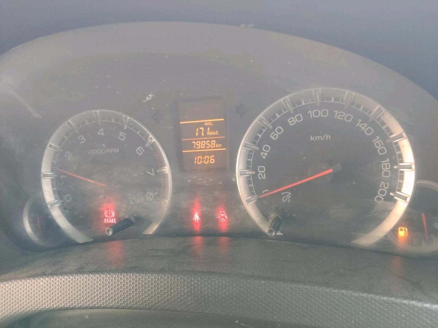 2013 Maruti Swift VXI, Petrol, Manual, 79,858 km, interior