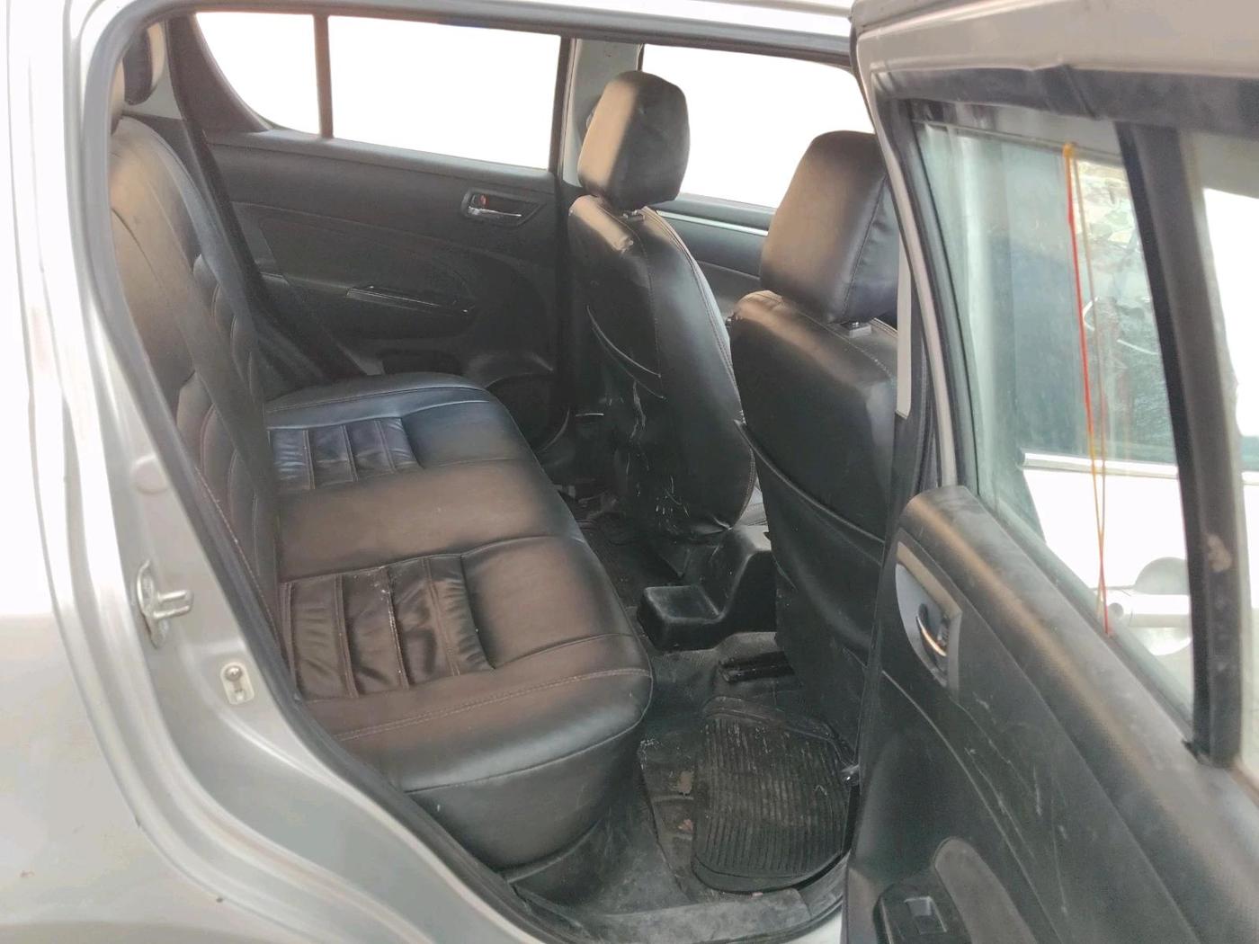 2013 Maruti Swift VXI, Petrol, Manual, 79,858 km, interior