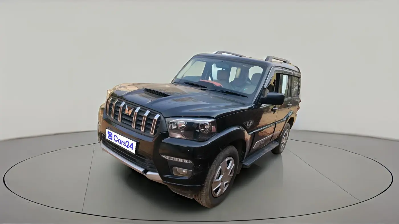 2025 Mahindra SCORPIO CLASSIC S 7STR, Diesel, Manual, 21,799 km, exterior