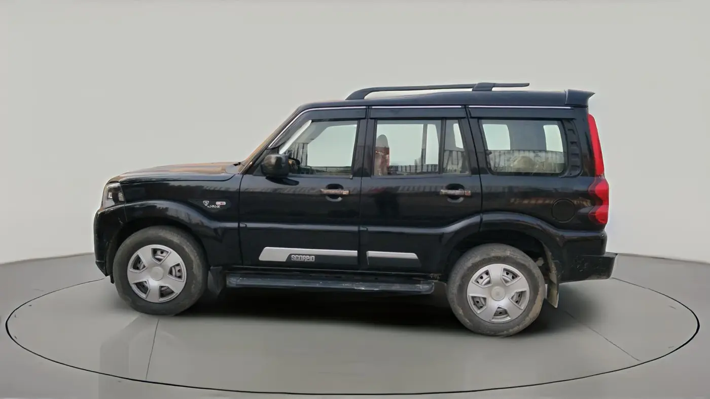 2025 Mahindra SCORPIO CLASSIC S 7STR, Diesel, Manual, 21,799 km, exterior
