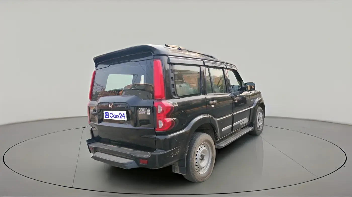 2025 Mahindra SCORPIO CLASSIC S 7STR, Diesel, Manual, 21,799 km, exterior