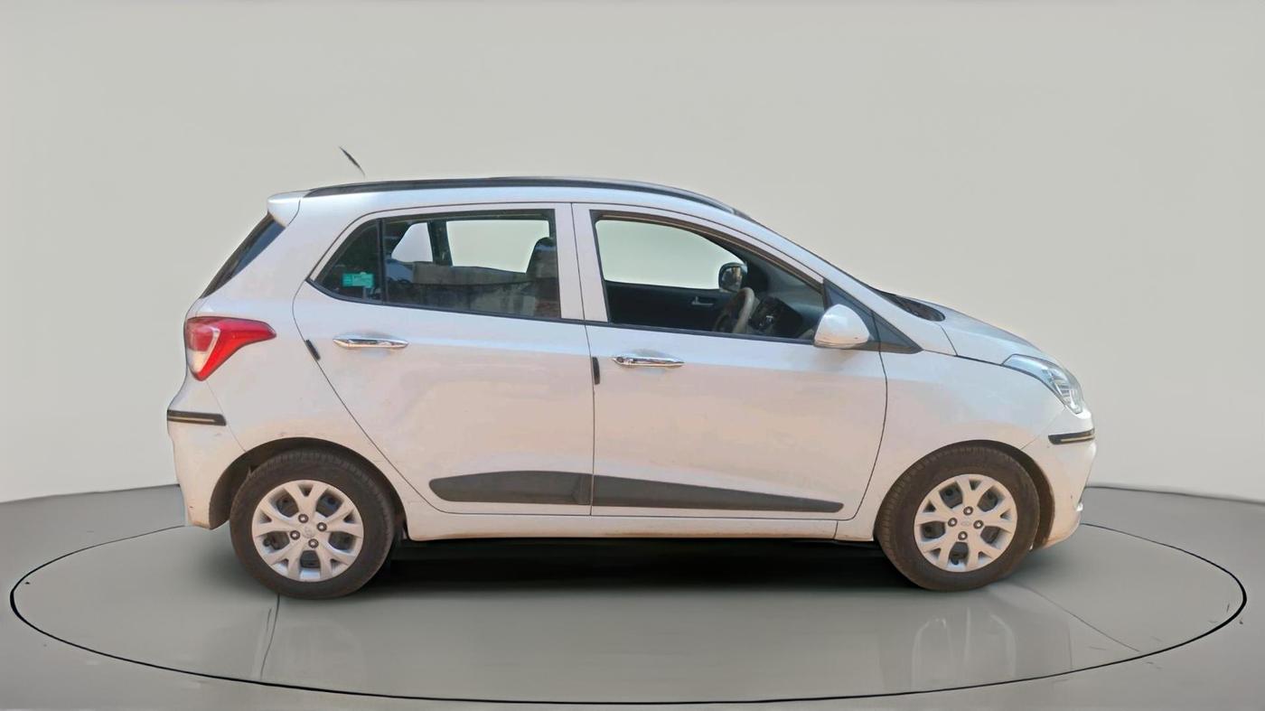 2014 Hyundai Grand i10 SPORTZ 1.2 KAPPA VTVT, Petrol, Manual, 44,000 km, exterior