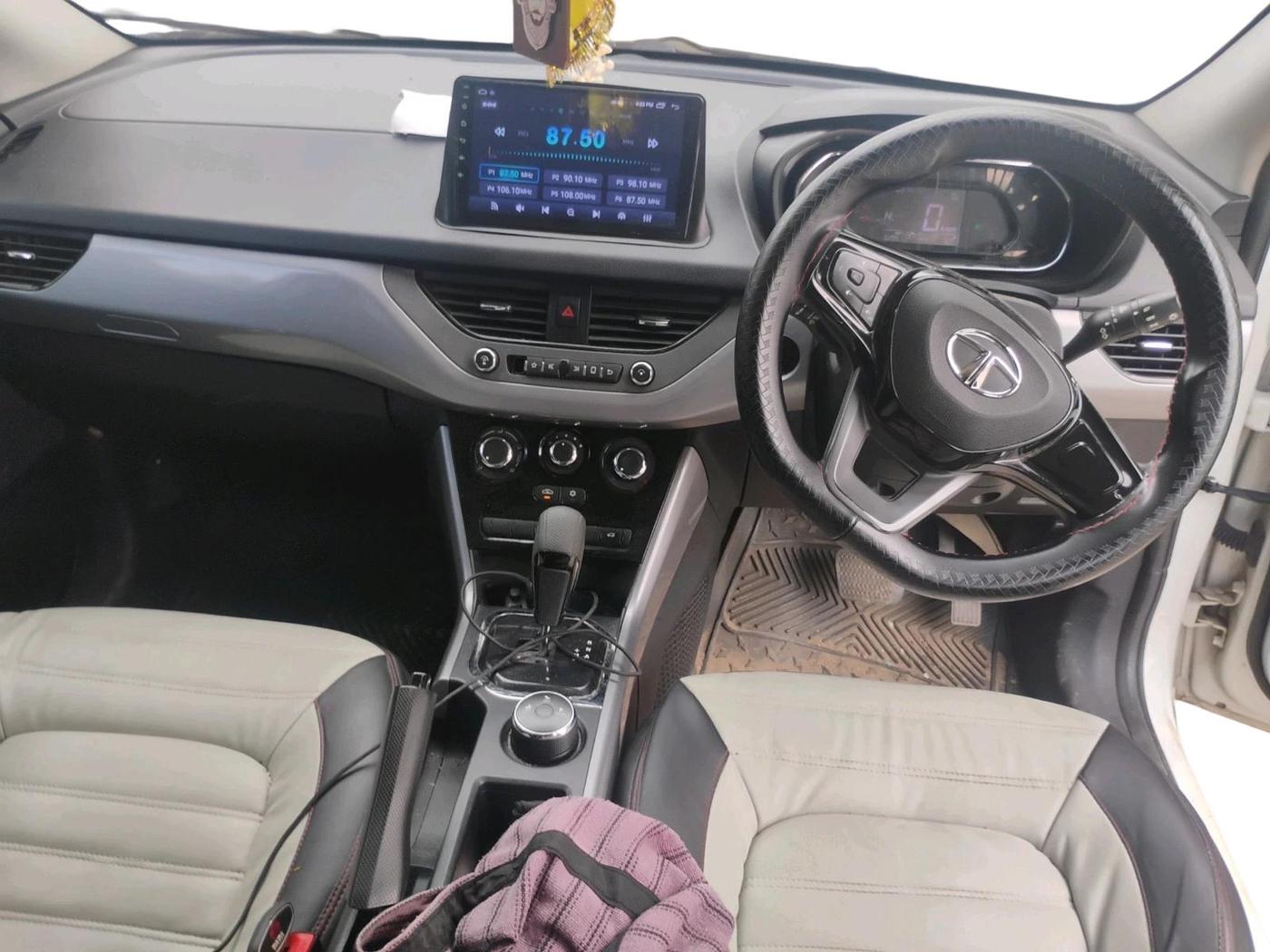 2023 Tata NEXON XMA SUNROOF PETROL, Petrol, Automatic, 62,951 km, interior