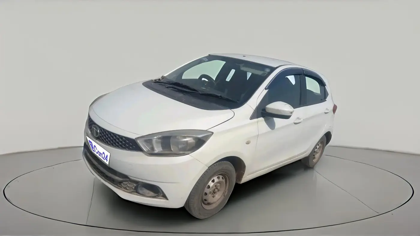 2016 Tata Tiago XE PETROL, Petrol, Manual, 1,17,619 km, exterior