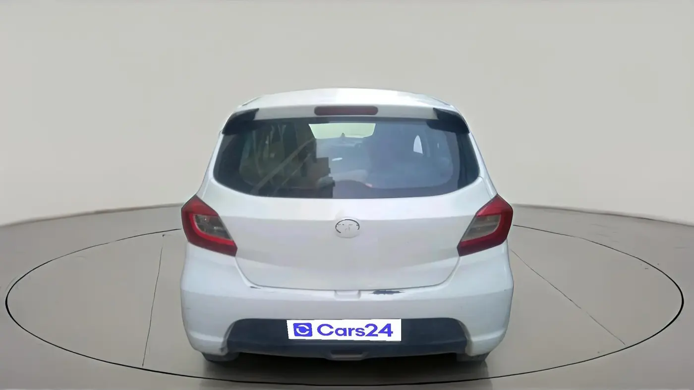 2016 Tata Tiago XE PETROL, Petrol, Manual, 1,17,619 km, exterior