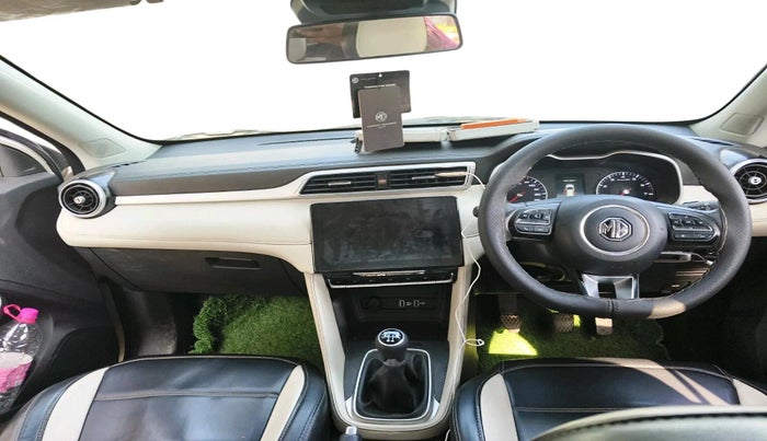 2023 MG ASTOR SUPER 1.5 MT, Petrol, Manual, 55,240 km, interior