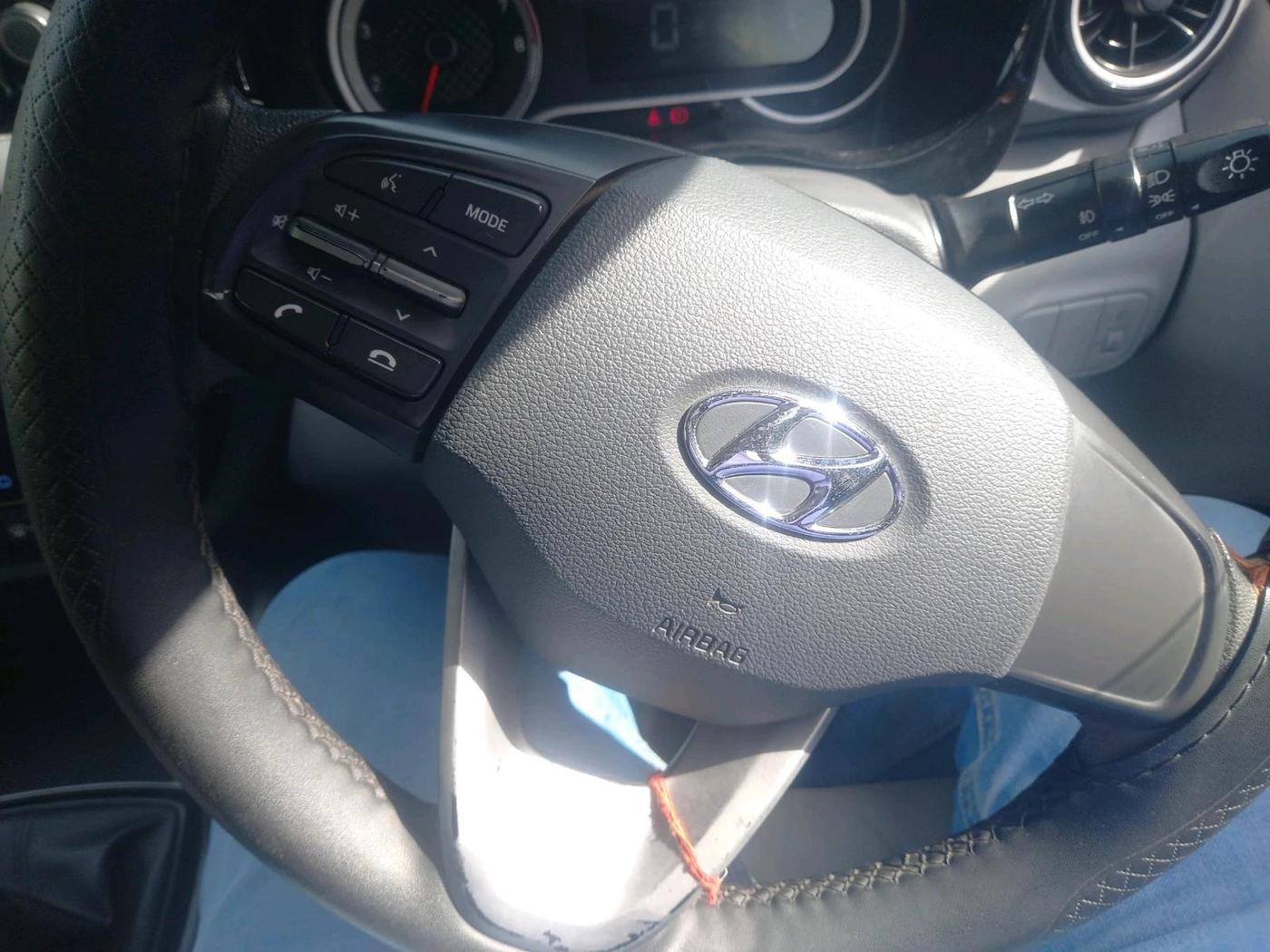 2020 Hyundai GRAND I10 NIOS SPORTZ 1.2 KAPPA VTVT, Petrol, Manual, 71,431 km, interior