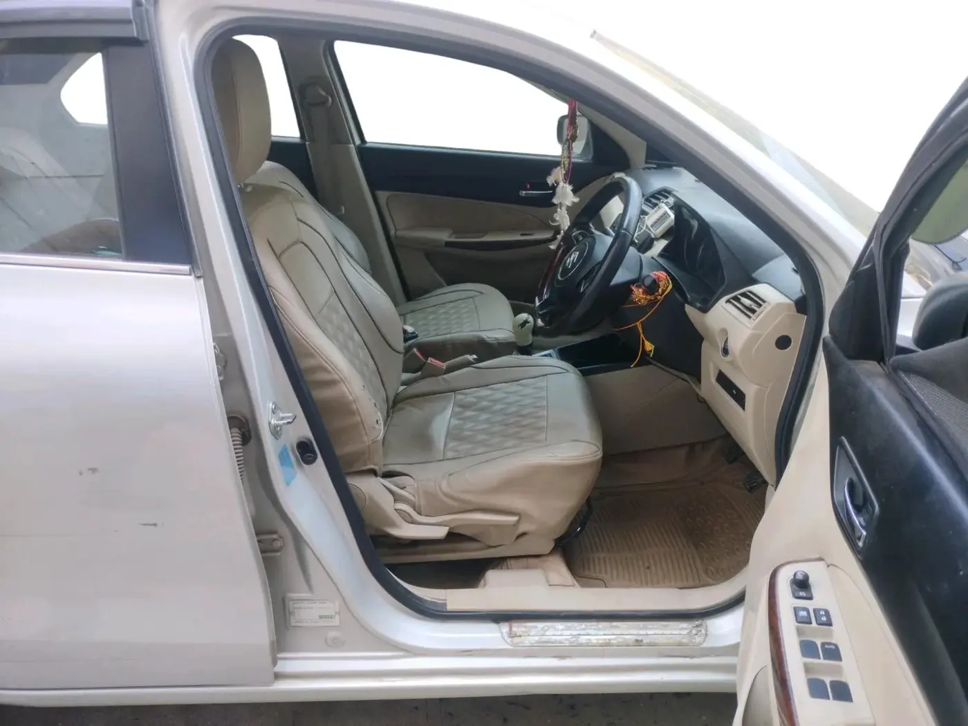 2018 Maruti Dzire ZXI, Petrol, Manual, 54,008 km, interior
