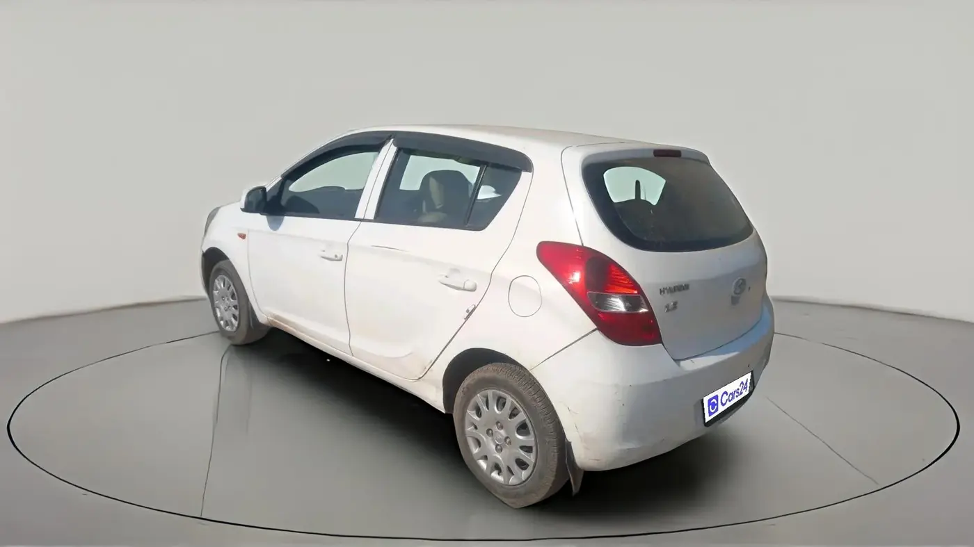 2011 Hyundai i20 MAGNA 1.2, Petrol, Manual, 98,120 km, exterior