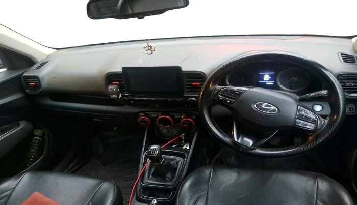 2020 Hyundai VENUE SX (O) 1.5 CRDI, Diesel, Manual, 1,52,456 km, interior