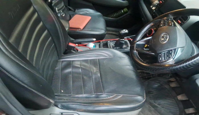 2020 Hyundai VENUE SX (O) 1.5 CRDI, Diesel, Manual, 1,52,456 km, interior