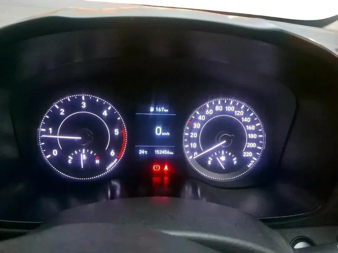 2020 Hyundai VENUE SX (O) 1.5 CRDI, Diesel, Manual, 1,52,456 km, interior