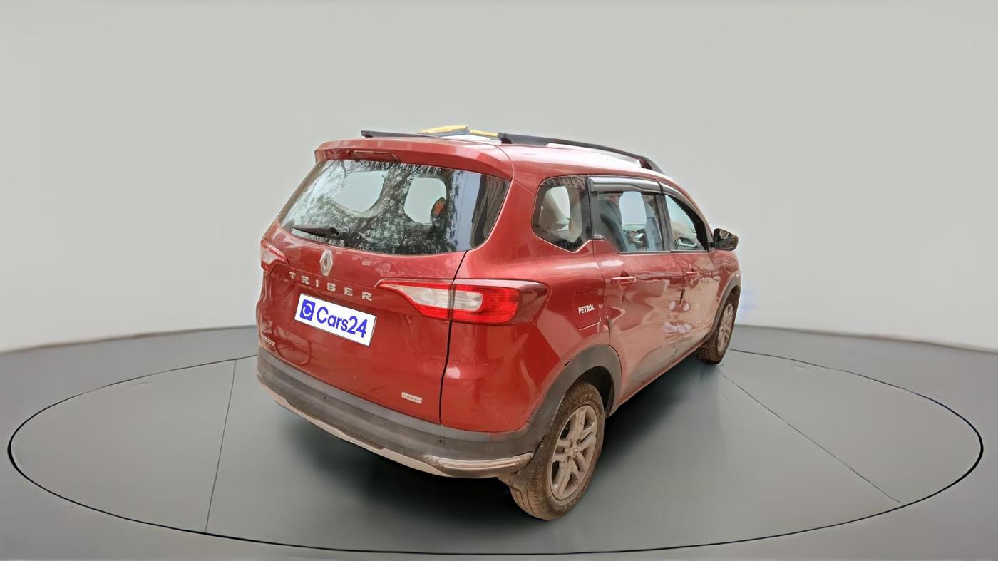 2019 Renault TRIBER RXZ, Petrol, Manual, 37,838 km, exterior