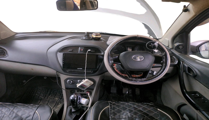2018 Tata Tiago XT PETROL, CNG, Manual, 1,68,190 km, interior