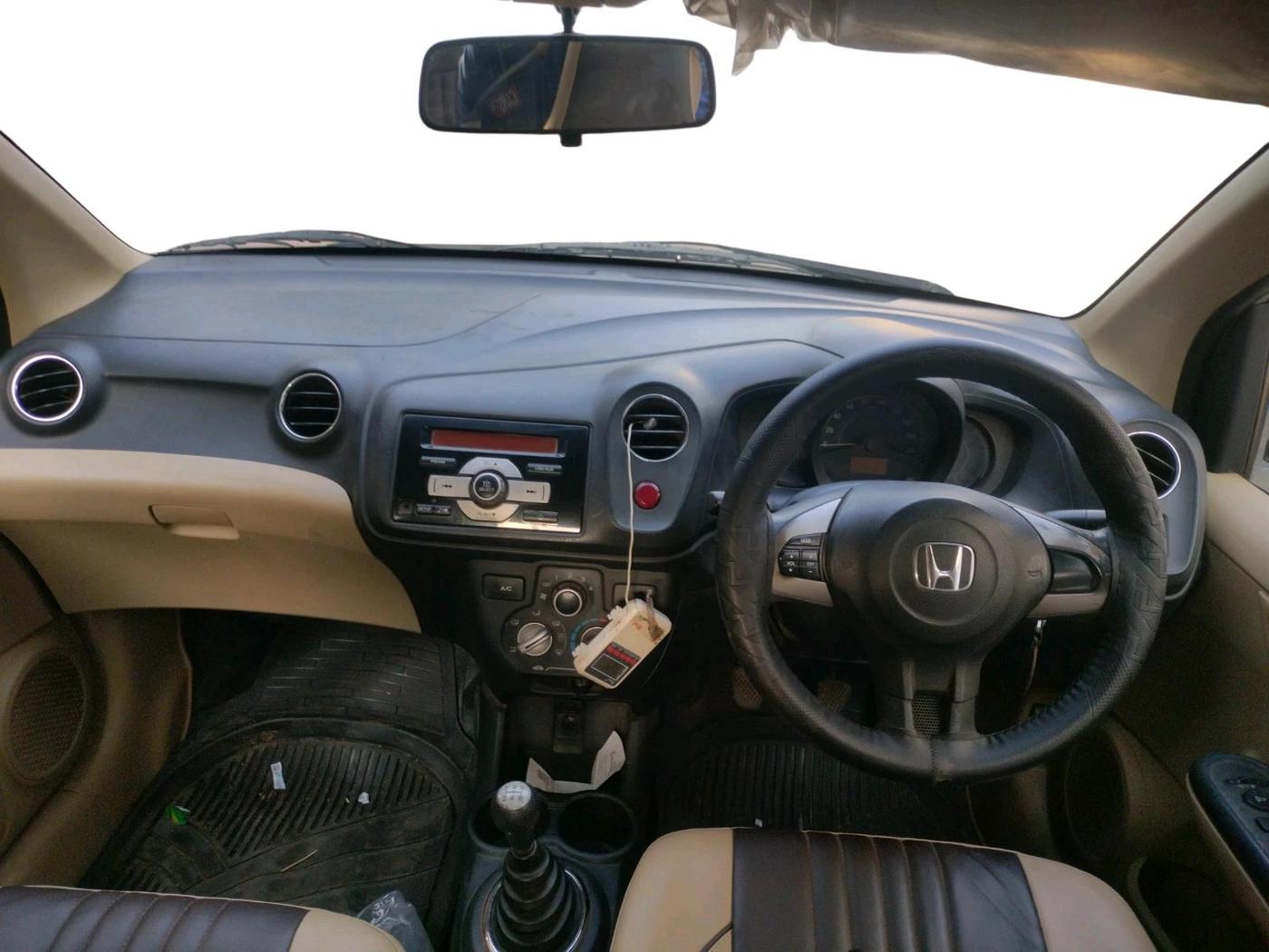 2015 Honda Amaze 1.2L I-VTEC S, Petrol, Manual, 59,114 km, interior