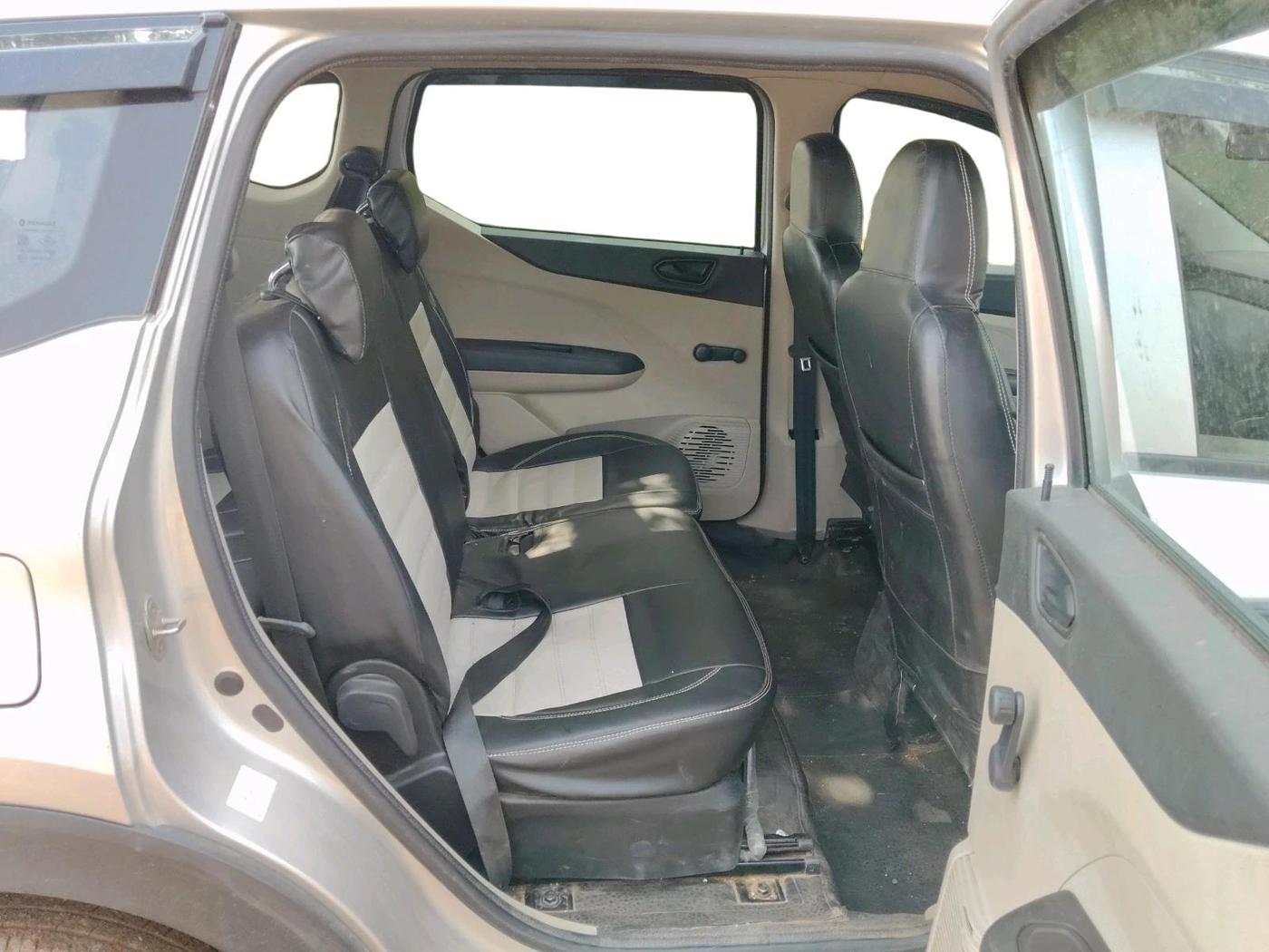 2025 Renault TRIBER RXE MT, Petrol, Manual, 17,021 km, interior