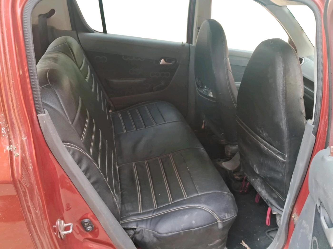 2013 Maruti Alto 800 LXI, Petrol, Manual, 1,00,797 km, interior