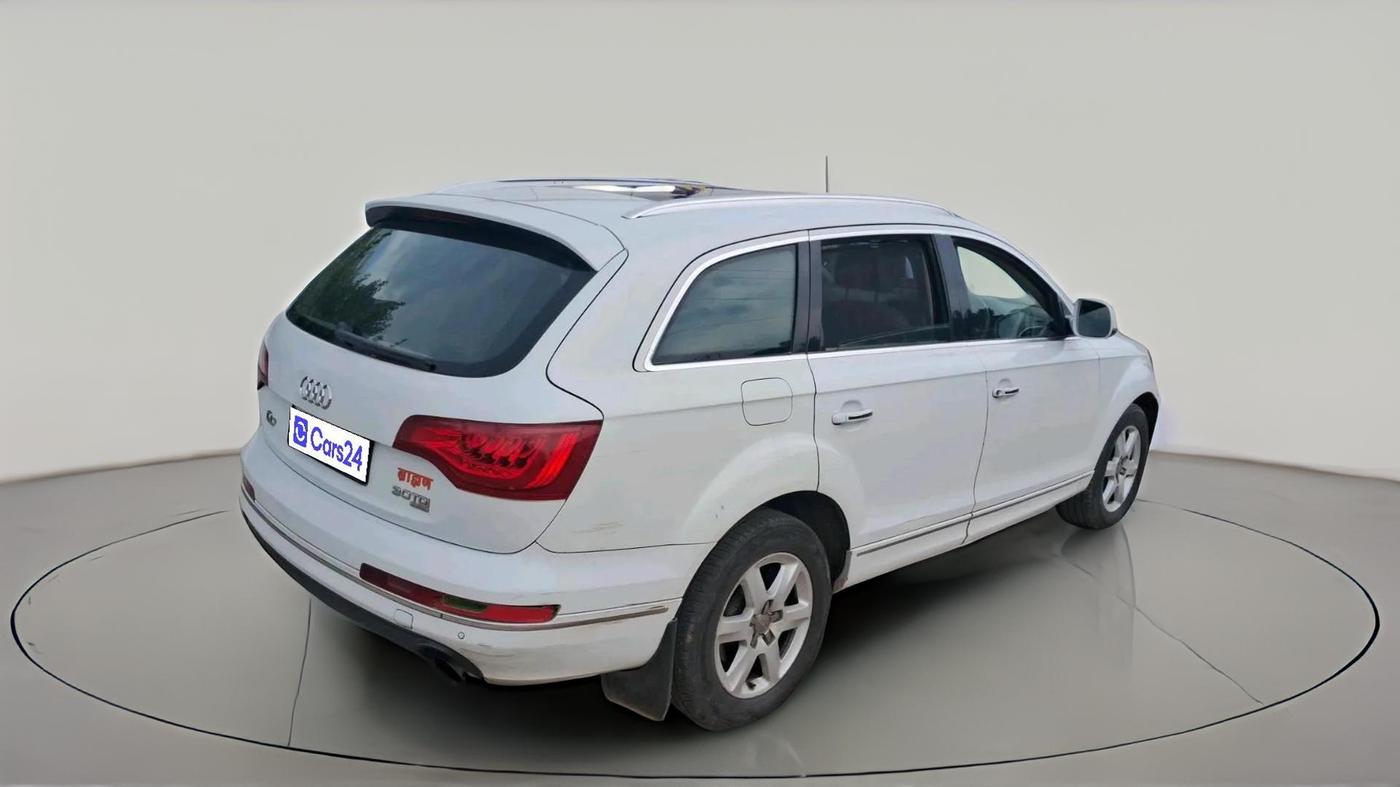 2012 Audi Q7 3.0 TDI QUATTRO, Diesel, Automatic, 1,89,311 km, exterior