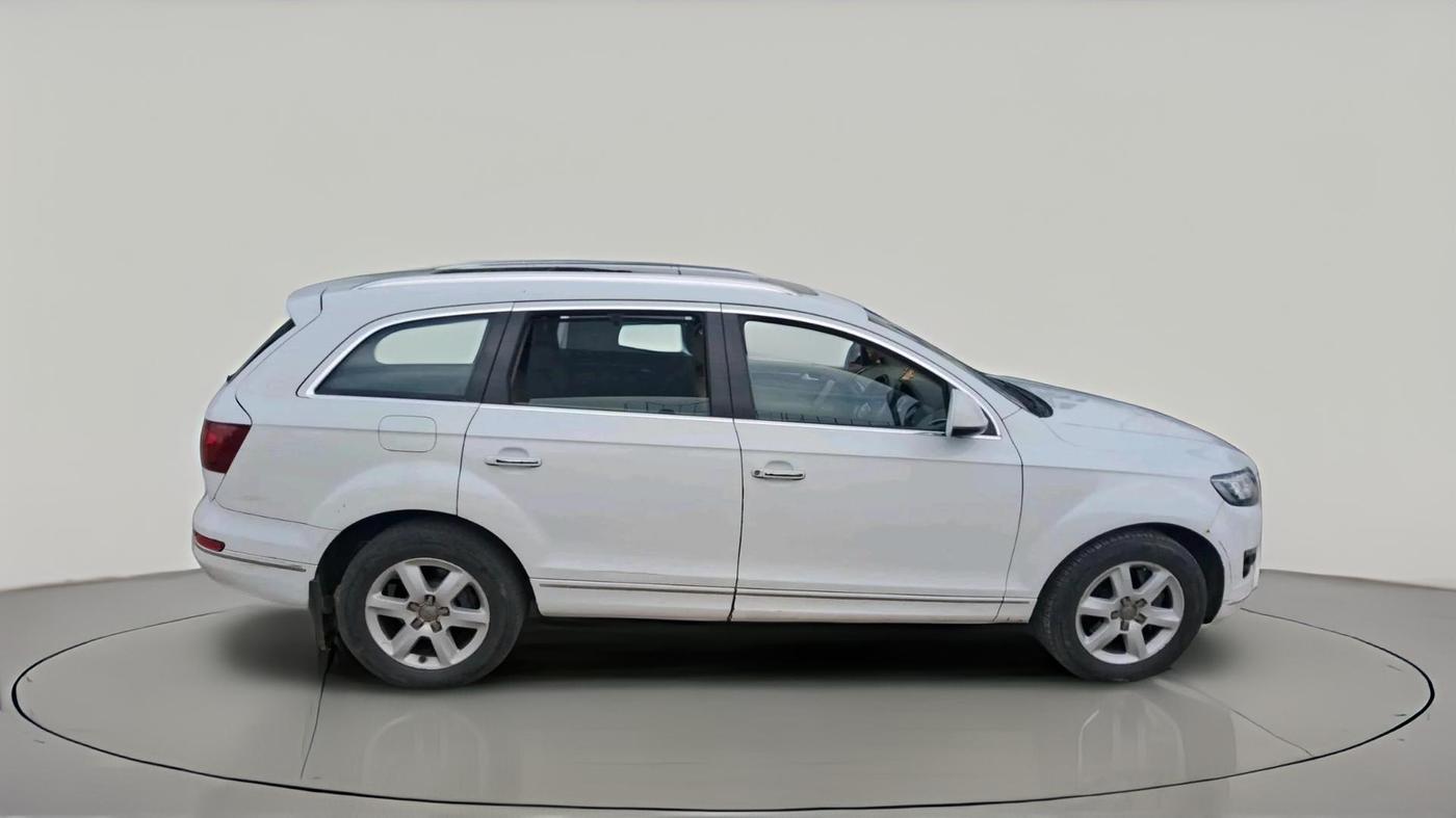 2012 Audi Q7 3.0 TDI QUATTRO, Diesel, Automatic, 1,89,311 km, exterior